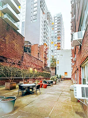 Rented by Metropolitan Property Group | media 13