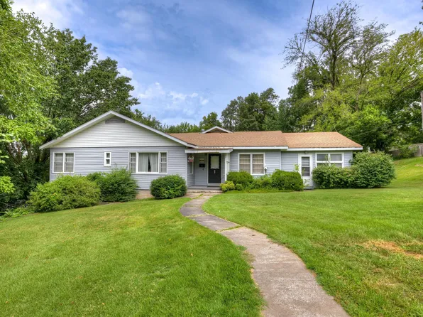 600 W Hickory Street, Neosho, MO 64850