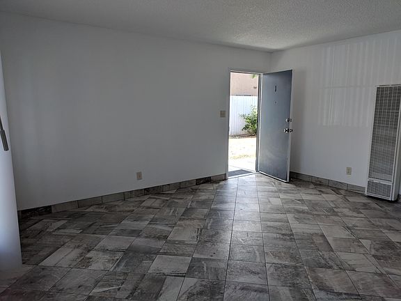 3rd image of 4656 34th St APT 1