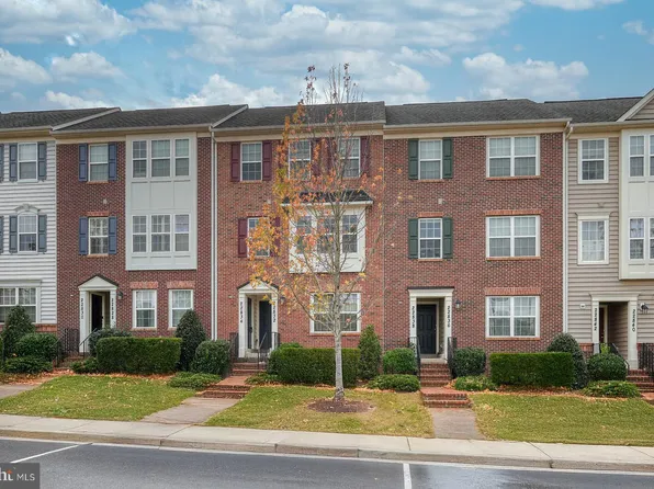 22834 Arora Hills Dr #120, Clarksburg, MD 20871