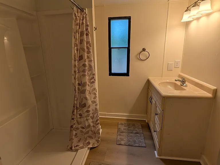315 Norwood Cir — Photo 16