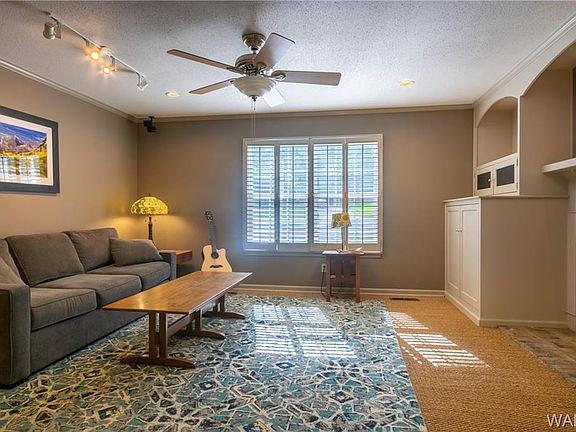 3rd image of 7091 Forest Mill Dr
