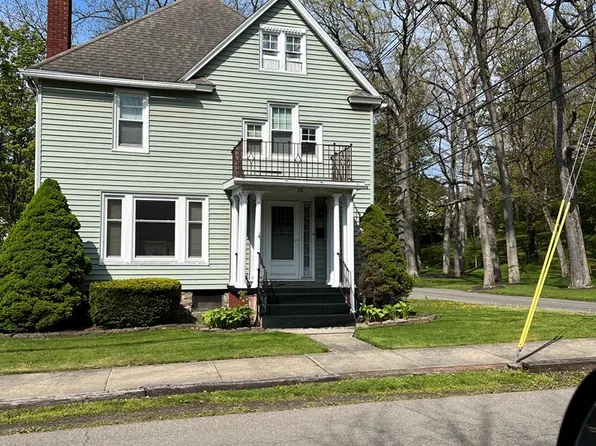 29 Pine St, Waverly, NY 14892