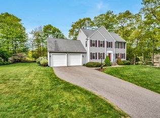 75 Old Wood Rd, North Attleboro, MA 02760