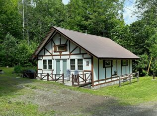 17 Stoney Brook Rd, Kingfield, ME 04947