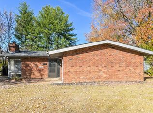 3145 Kingsley Dr, Florissant, MO 63033