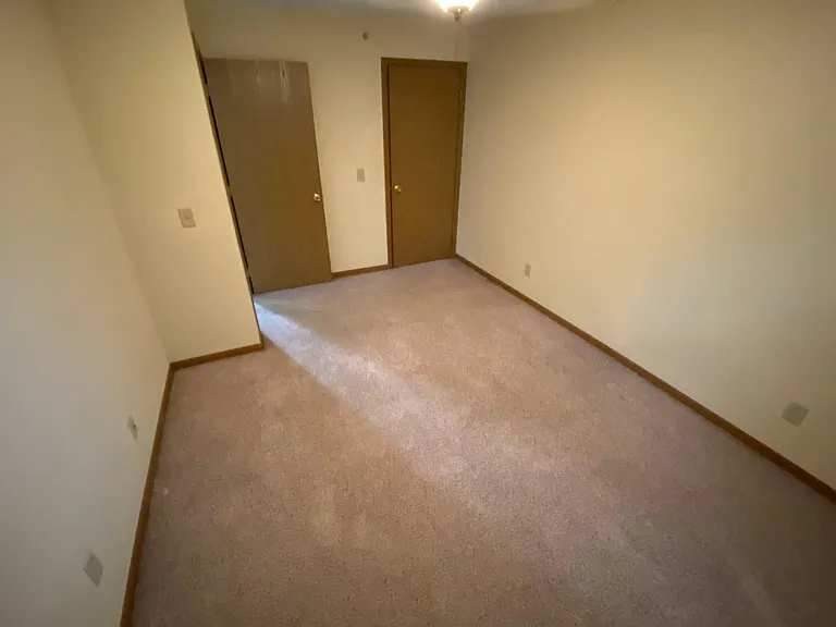 1118 Vattier St #8 — Photo 7