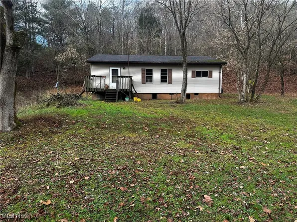 492 Brohard Rd, Brohard, WV 26138