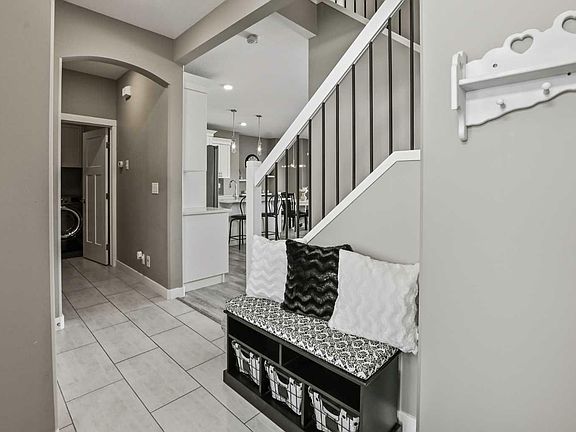 4th image of 202 Lalor Dr