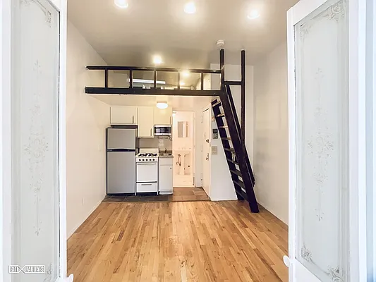 Rented by Citi Habitats | media 16
