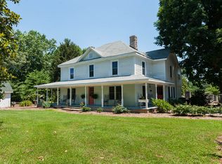 200 N Pacolet Rd, Campobello, SC 29322