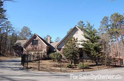 Back garage and fenced area