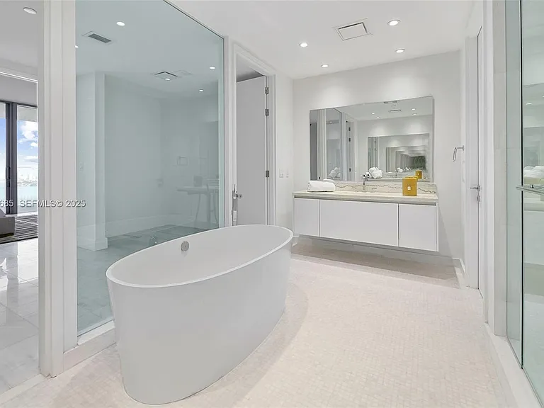 700 NE 26th Ter #3602 — Photo 13