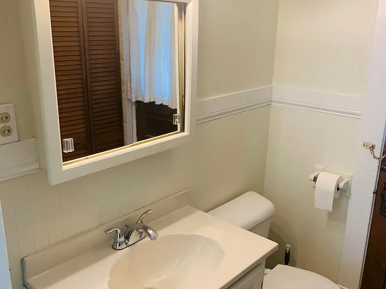 1347 Fry Ave — Photo 9