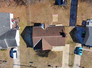 1916 Riverknoll Dr, Raleigh, NC 27610