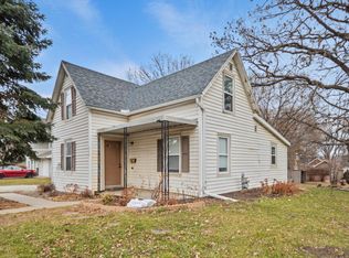 330 13th St NW, Faribault, MN 55021