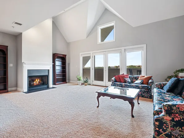 4 Daskams Lane #322, Norwalk, CT 06851