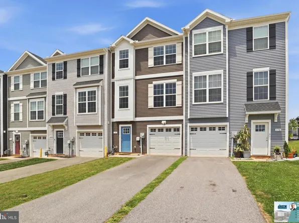 182 Hudson Blvd, Red Lion, PA 17356