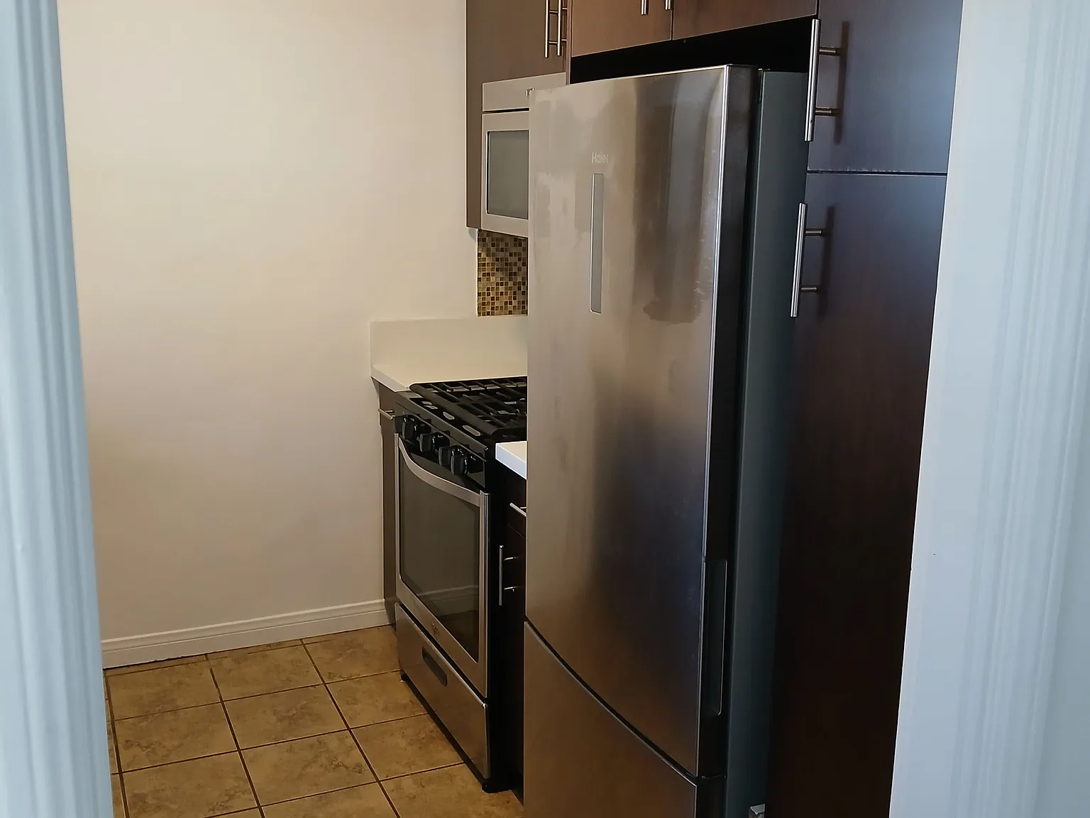 1 bed, 725 sqft, $2,195 — Photo 2