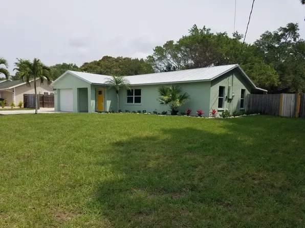 717 89th St NW, Bradenton, FL 34209