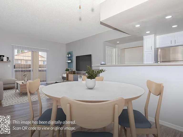 Club Pacifica Apartment Homes — Photo 29