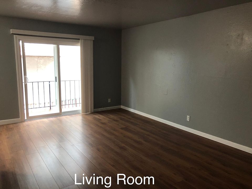 1st image of 643 Villa St APT 1
