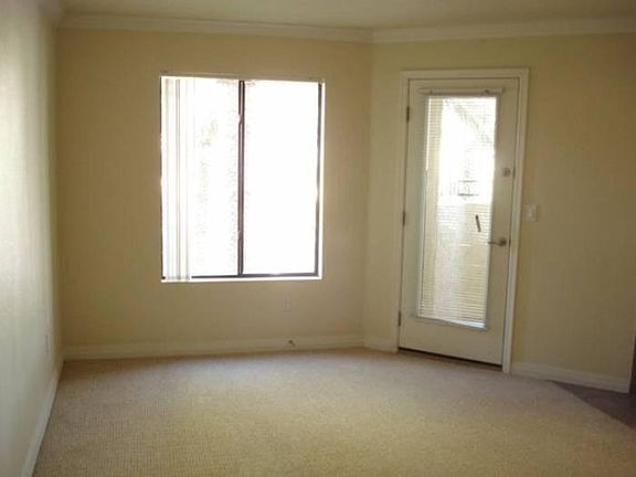2nd image of 2025 E Campbell Ave