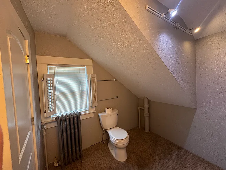 1628 SW Randolph Ave — Photo 13