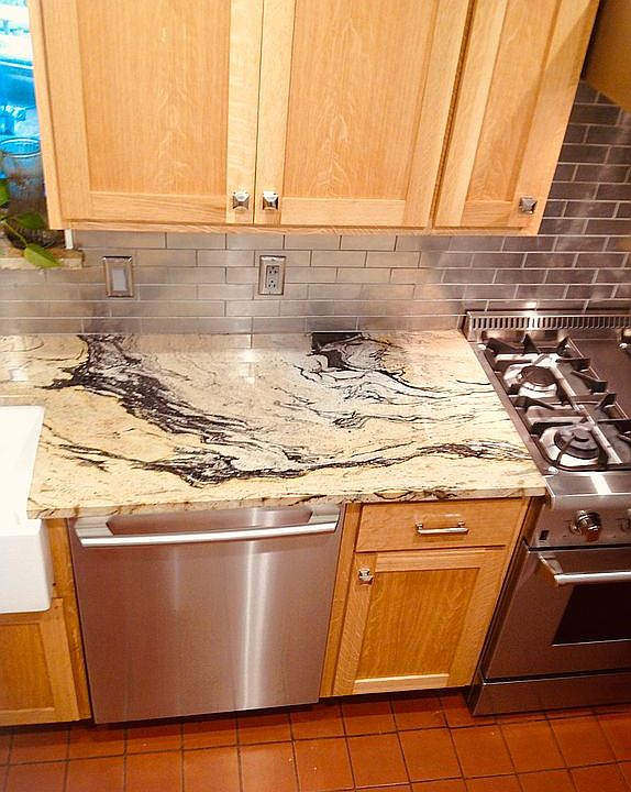 1st image of 2363 Saint Francis Ave