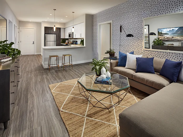 88 at Alhambra Place — Photo 10