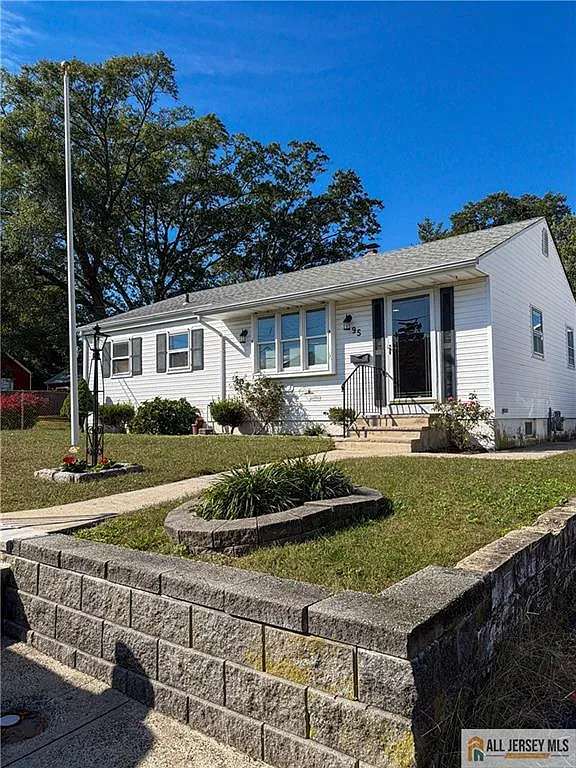 2 bed, 1.5 bath, 1164 sqft, $2,800 — Photo 1