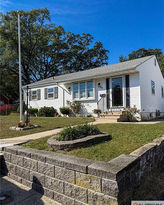 95 Liberty Pl
