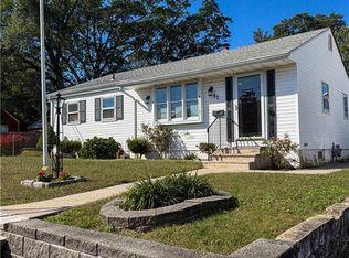 95 Liberty Pl, Hazlet Township, NJ 07734