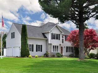 25 Pierce Blvd, Windsor, CT 06095