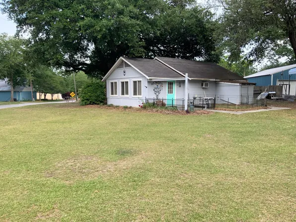 118 Norris Dr, Eutawville, SC 29048