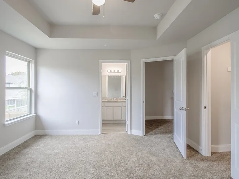 7503 Savannah Brks — Photo 16