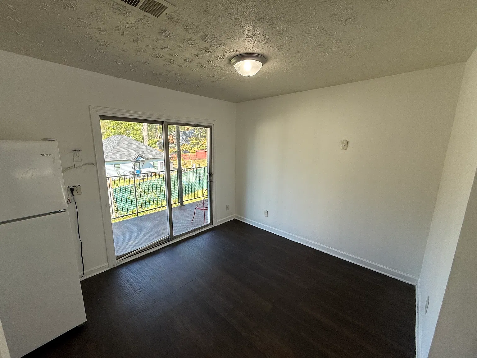 110 Johnson St — Photo 3