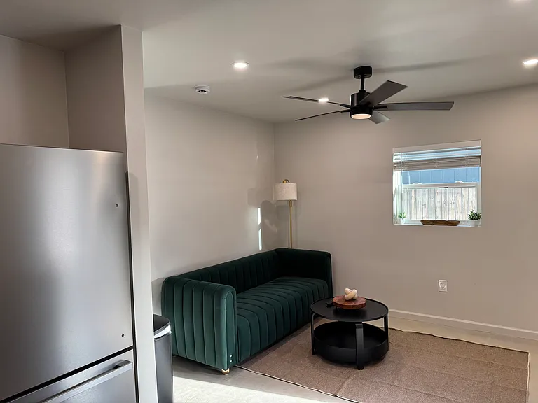 2234 N Edgemere St — Photo 8