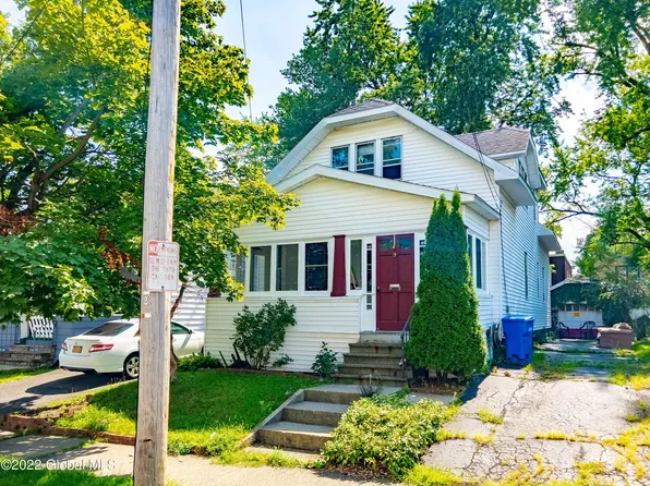 8 Lindbergh Avenue, Albany, NY 12204