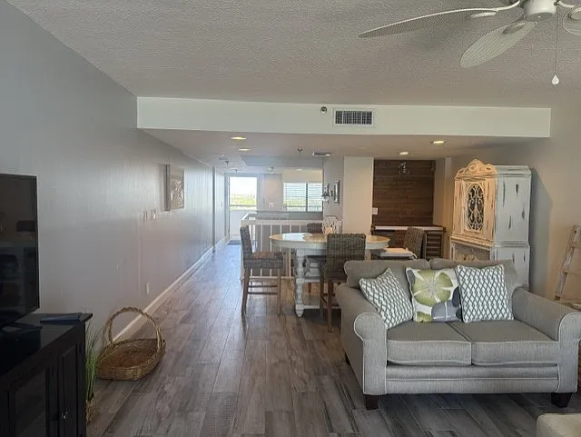 355 S Ocean Dr #807 — Photo 18