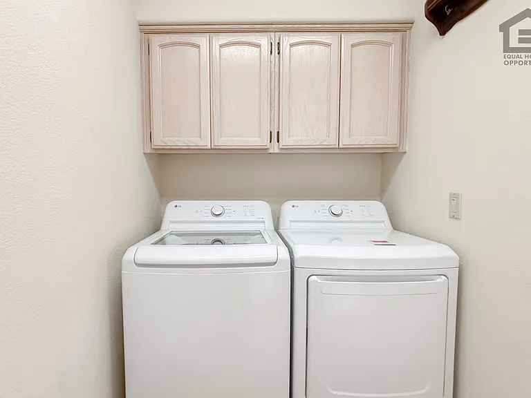 10943 E Palomino Rd — Photo 39