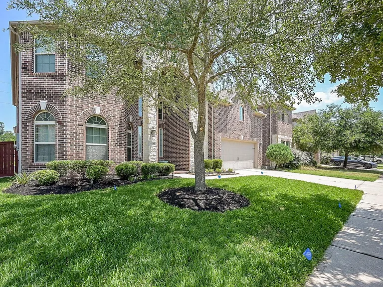 25235 Birchwood Springs Ave — Photo 2
