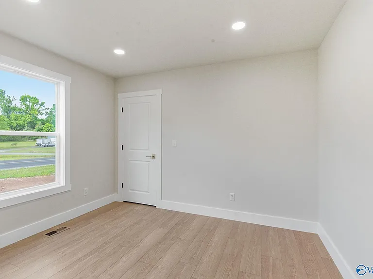 2253 Old Union Rd — Photo 16