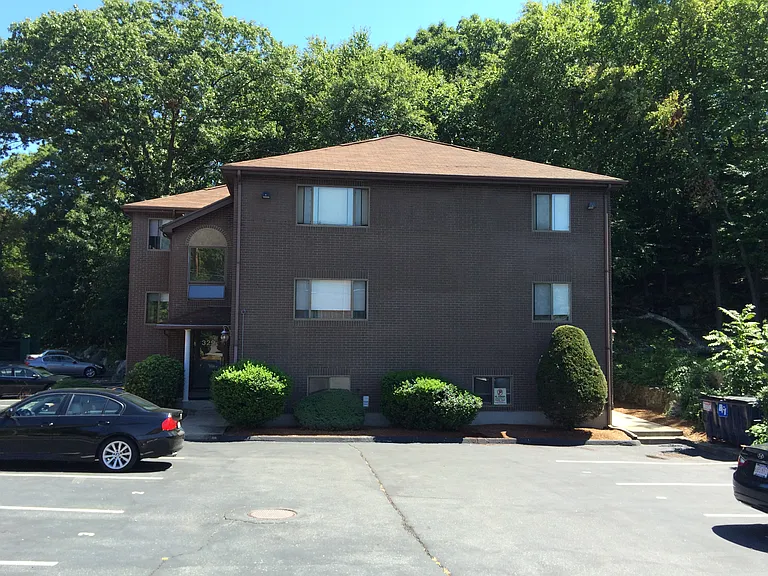 329 Lincoln St #303 — Photo 23