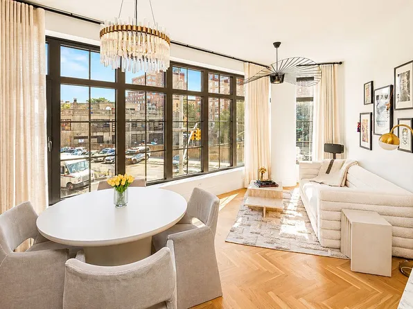 300 W 122nd St #3H, New York, NY 10027