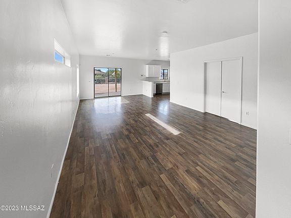 3rd image of 6632 S Giuliani Ave