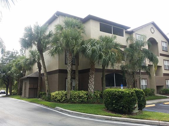 3rd image of 16345 Enclave Village Dr