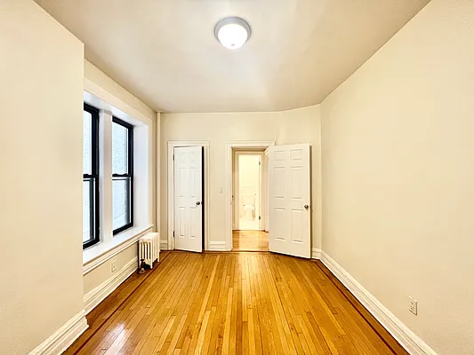 Rented by A&E Real Estate Management | media 4