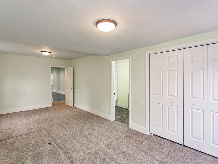 311 Pottawatomie St — Photo 9