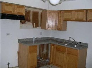 1590 Clavey Rd, Highland Park, IL 60035